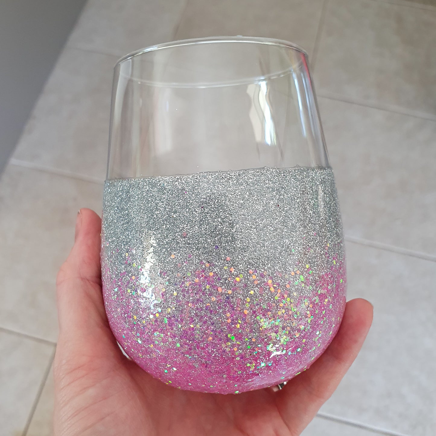 Silver & cotton candy stemless wine glass